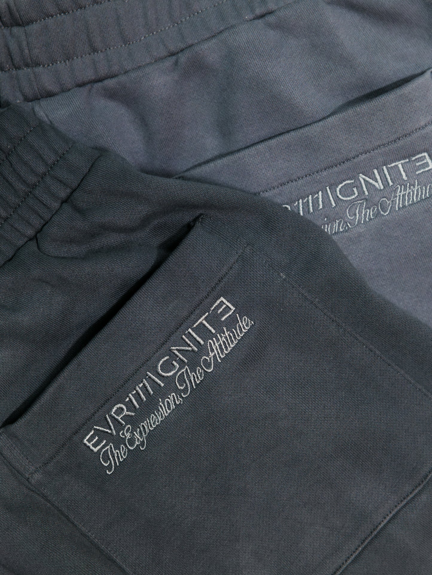 BROKEN IN SWEATPANTS - EVR®