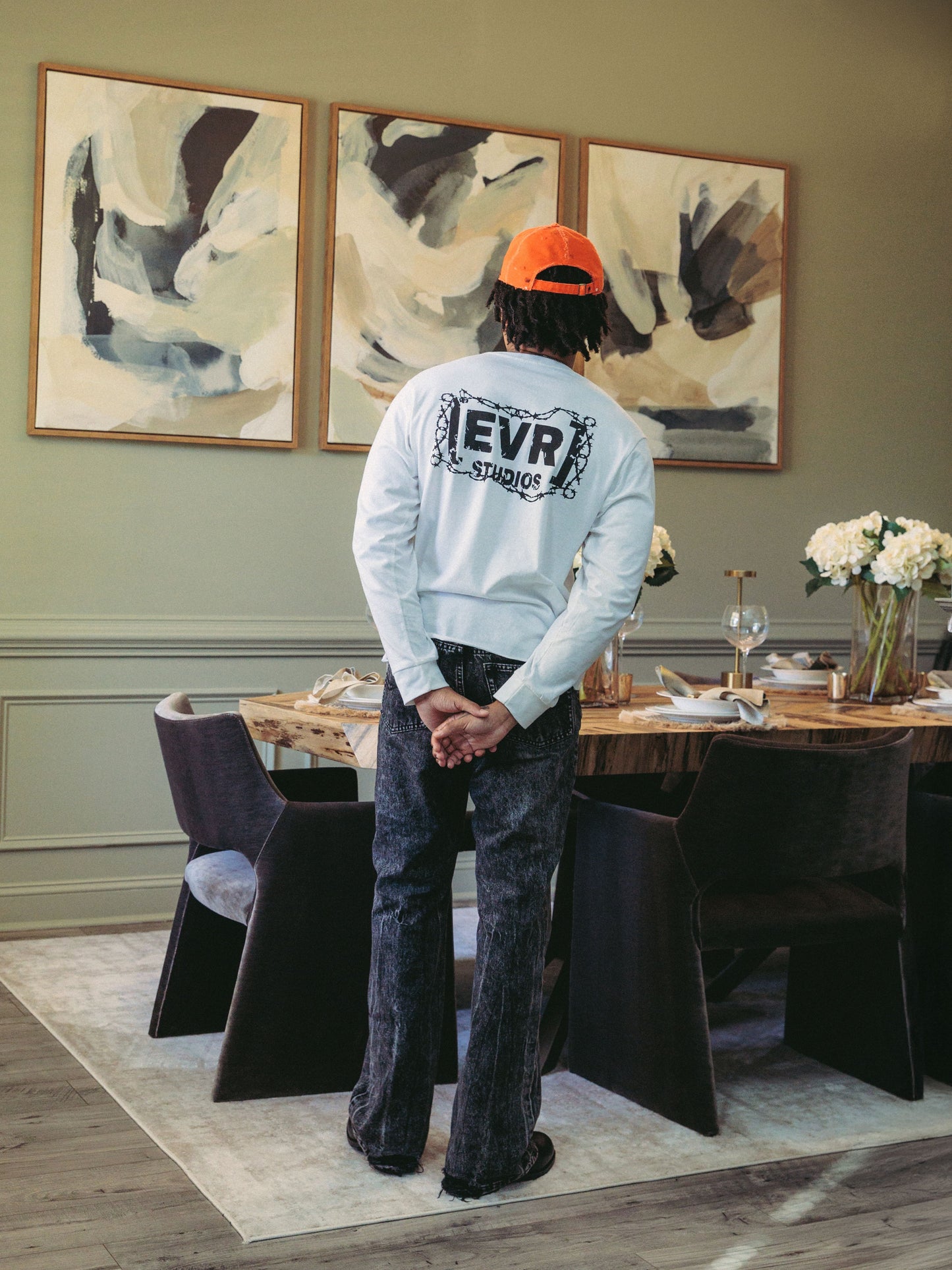 RAZORS EDGE Long Sleeve T-shirt