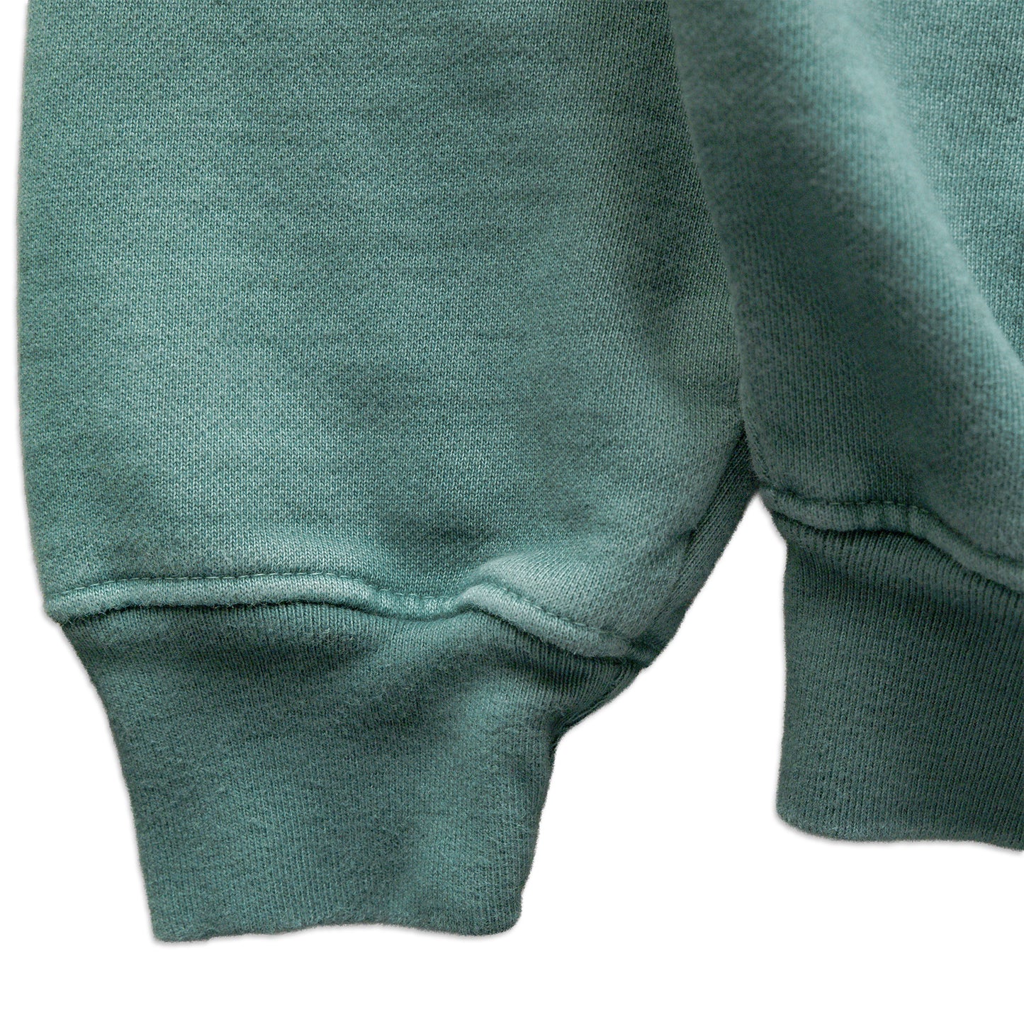 VERS TO VICTORY Crewneck - EVR®