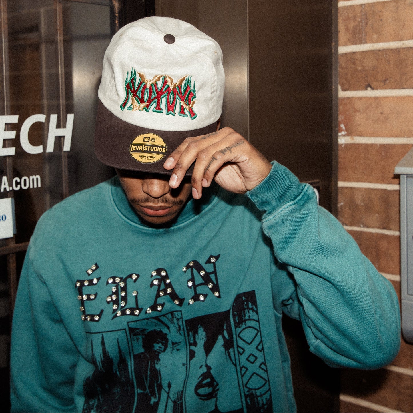 NOCTURNAL NEW YORKER Cap [Limited Gold Edition]